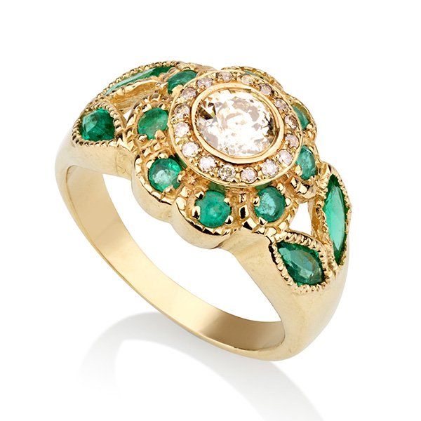 Fast Emerald Ring
